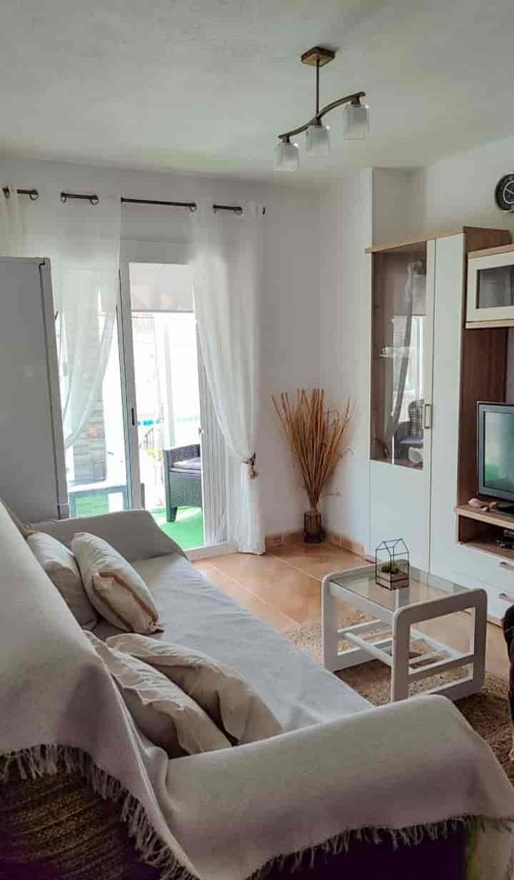 1 bedroom apartment for rent in Playa de los Locos, Spain