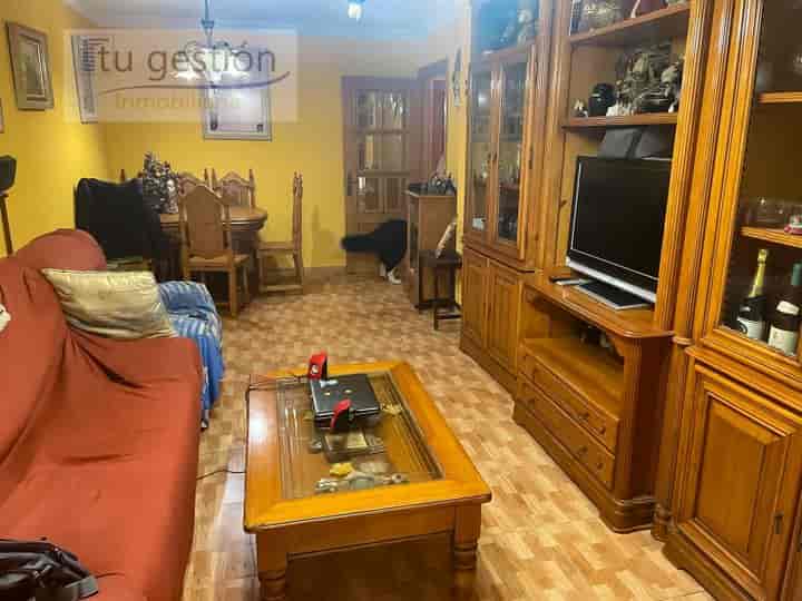 3 bedrooms apartment for sale in Centro, Spain