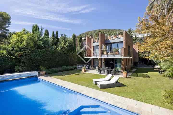 6 bedrooms house for rent in Barcelona, Spain