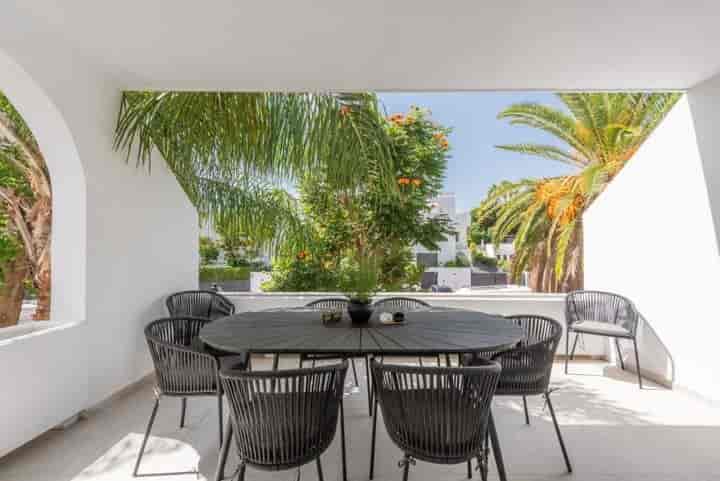 2 bedrooms house for sale in Nueva Andalucia, Spain