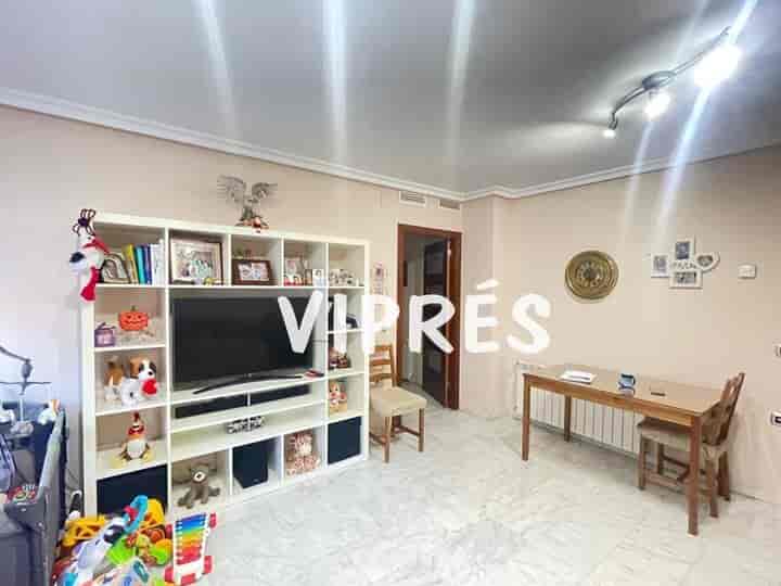 3 bedrooms apartment for sale in Caceres‎, Spain