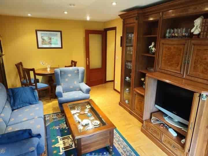 2 bedrooms apartment for sale in Aviles, Spain