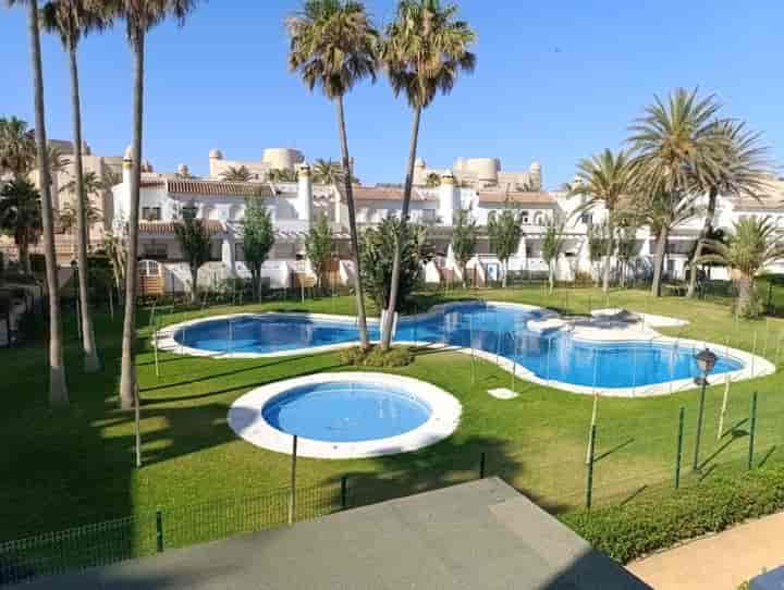 2 bedrooms apartment for rent in Almerimar, Spain