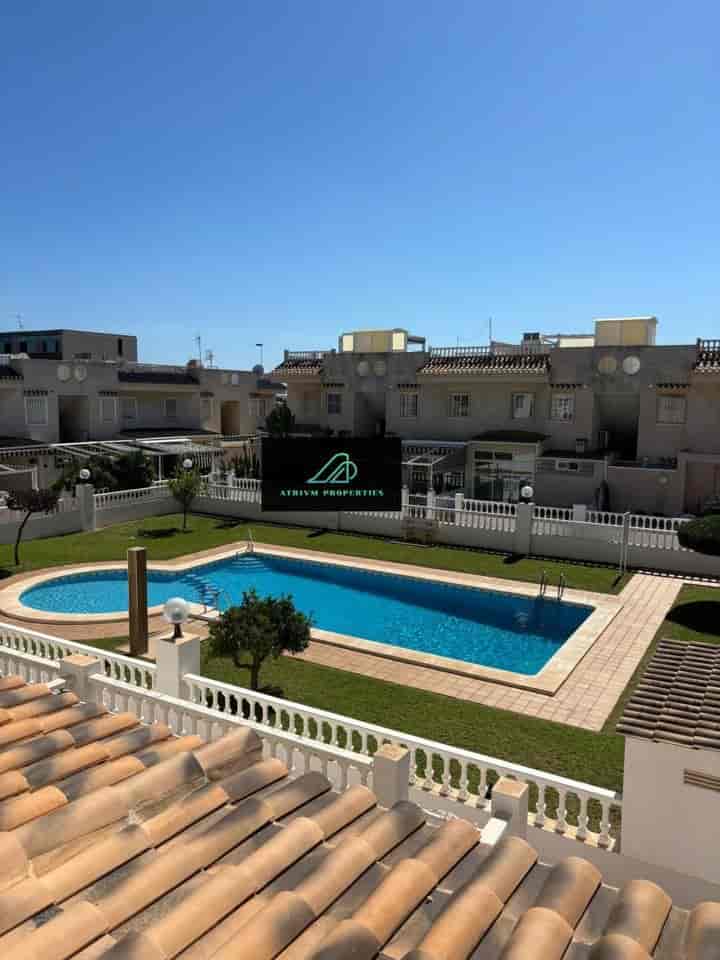 2 bedrooms apartment for rent in Torrevieja, Spain