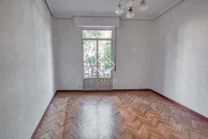 2 bedrooms apartment for sale in Madrid, Spain