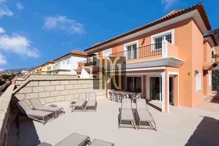 4 bedrooms house for sale in Adeje, Spain