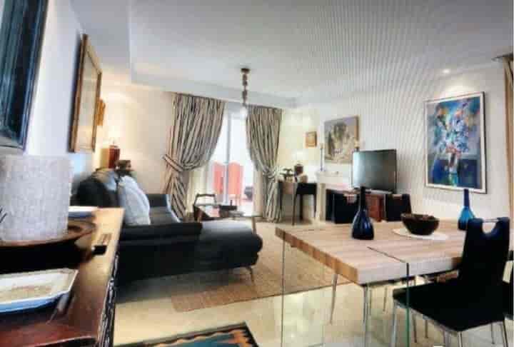 2 bedrooms apartment for rent in Marbella, Spain