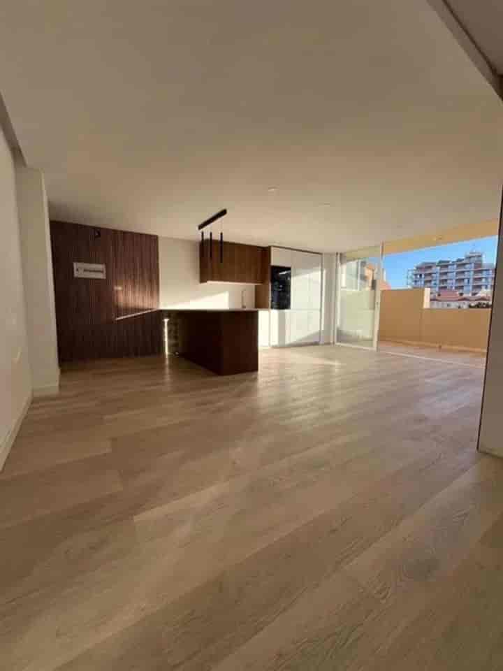 3 bedrooms apartment for sale in Fuengirola, Spain