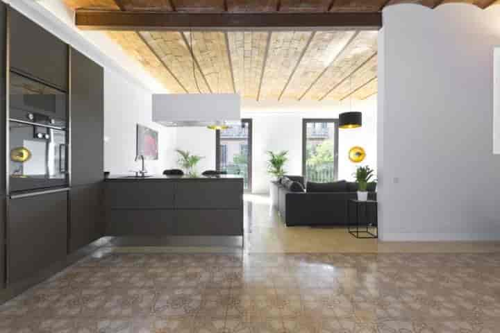 3 bedrooms apartment for sale in Barcelona, Spain