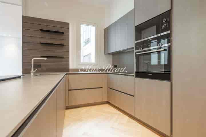 2 bedrooms apartment for sale in Barcelona, Spain