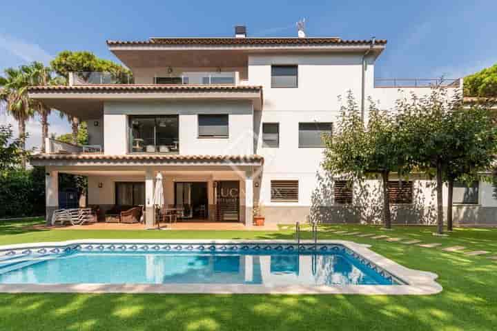 9 bedrooms house for sale in Castelldefels, Spain