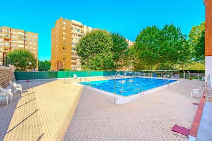 2 bedrooms apartment for sale in Moratalaz, Spain