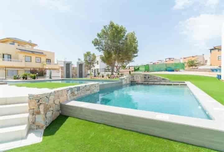 2 bedrooms house for sale in Torrevieja, Spain