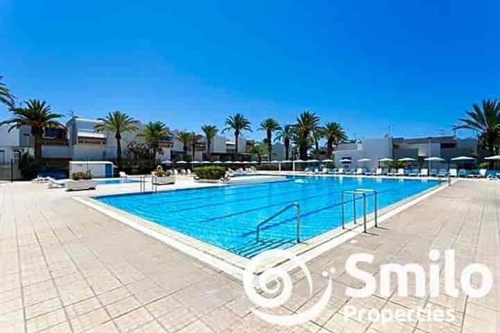 2 bedrooms apartment for sale in Costa del Silencio-Las Galletas, Spain