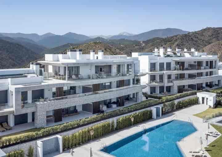 4 bedrooms house for sale in Benahavis, Spain