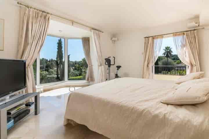 4 bedrooms house for sale in Sotogrande, Spain