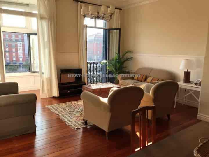 3 bedrooms apartment for rent in Bilbao, Spain