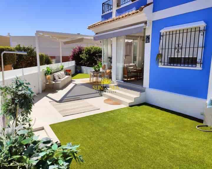 2 bedrooms house for rent in Torrevieja, Spain