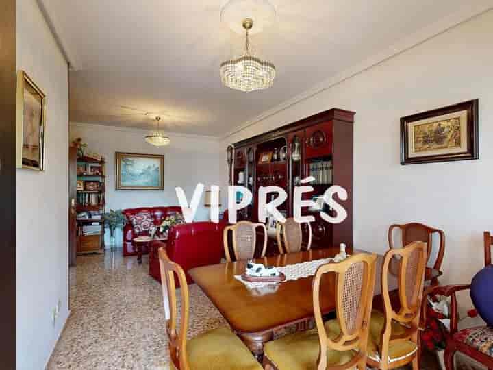 4 bedrooms apartment for sale in Caceres‎, Spain