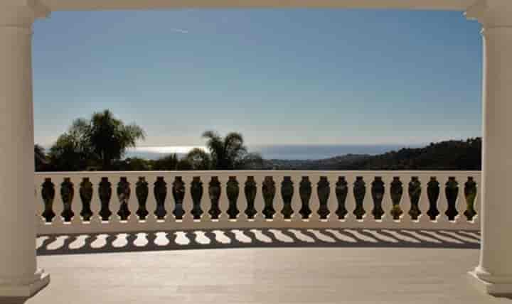 6 bedrooms house for sale in Marbella, Spain