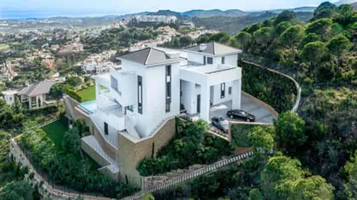 12 bedrooms house for sale in Benahavis, Spain