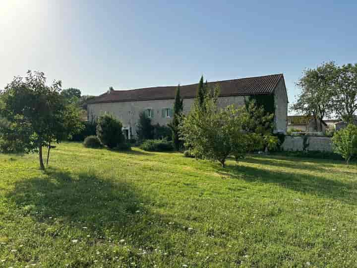 8 bedrooms house for sale in GENAC, France