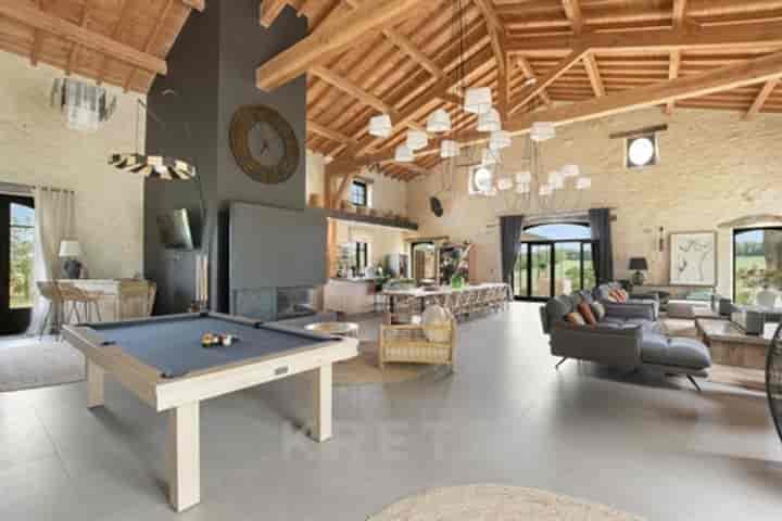 13 bedrooms house for sale in Toujouse, France