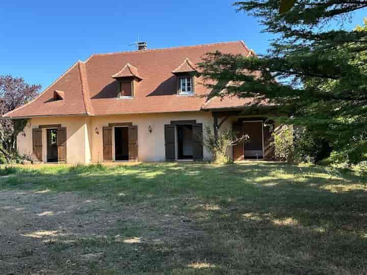 4 bedrooms house for sale in  France