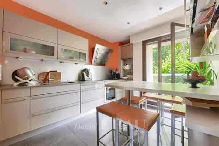 4 bedrooms apartment for sale in Saint-Cloud, France