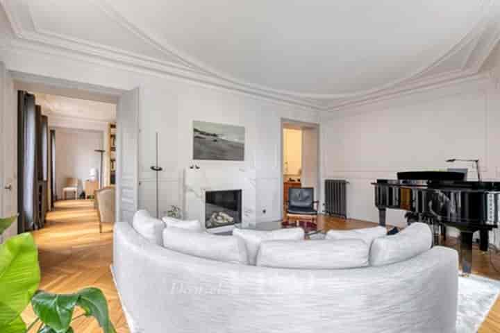 2 bedrooms apartment for sale in Paris 6eme, France