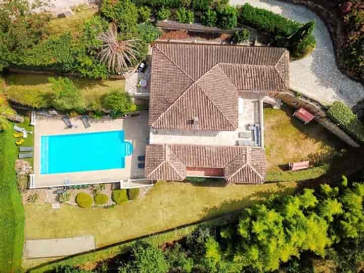 5 bedrooms house for sale in Bagnols-en-Foret, France