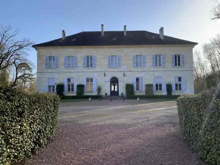 7 bedrooms house for sale in sorges, France