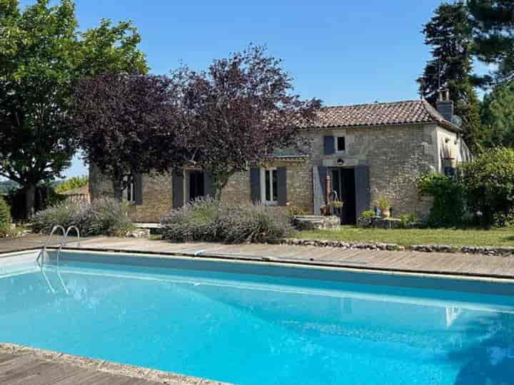 5 bedrooms house for sale in  France