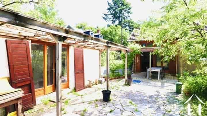 2 bedrooms house for sale in Saint-Saulge, France