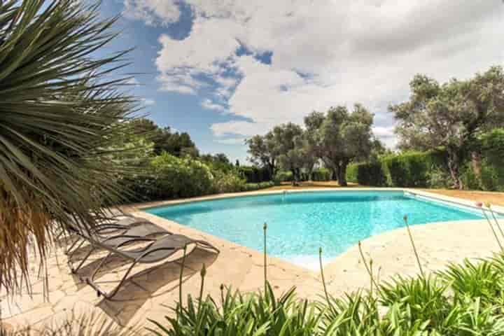 6 bedrooms house for sale in Vence, France