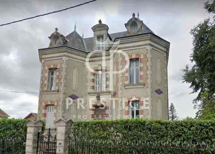 10 bedrooms house for sale in  France