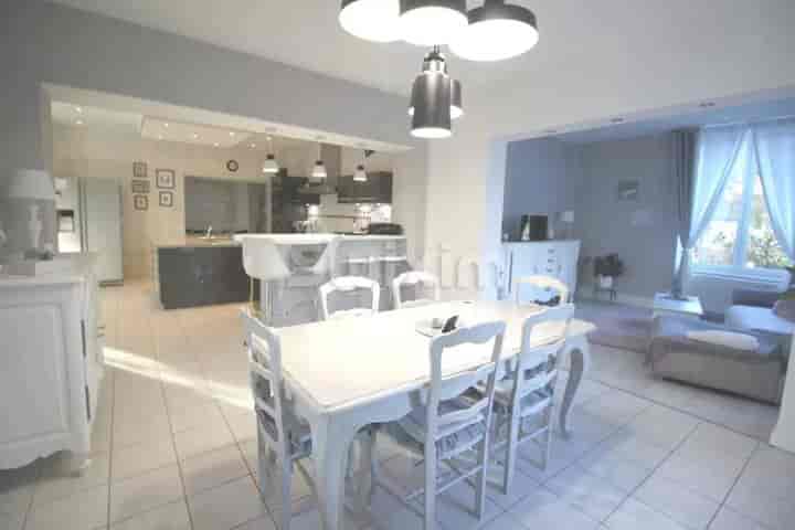 4 bedrooms house for sale in  France