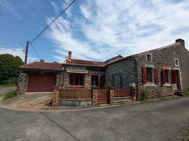 4 bedrooms house for sale in bussiere poitevine, France