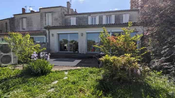 4 bedrooms house for sale in saintes, France