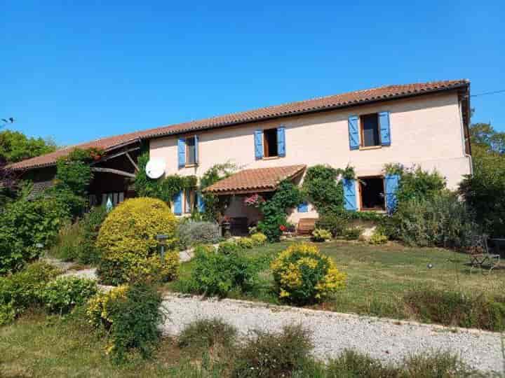 4 bedrooms house for sale in  France