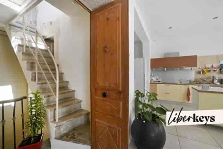 4 bedrooms other for sale in Nimes, France