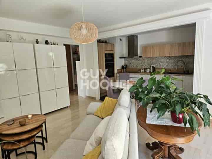 3 bedrooms apartment for sale in Antibes, France