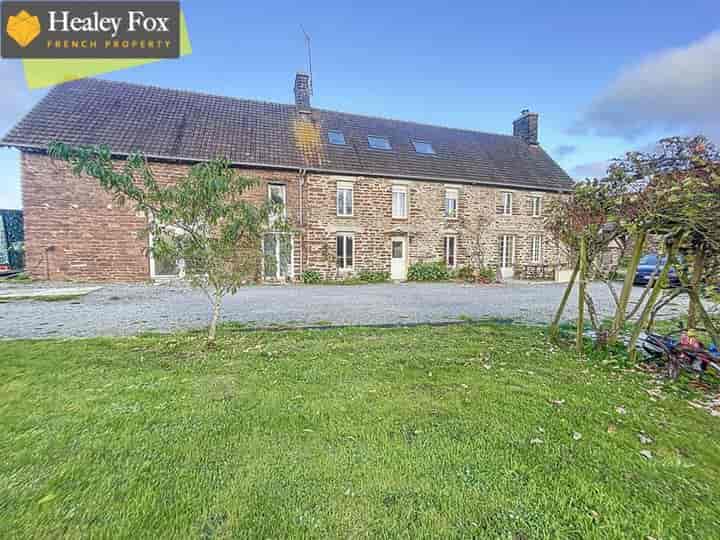 5 bedrooms house for sale in  France