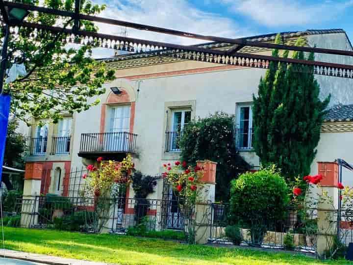 6 bedrooms house for sale in  France