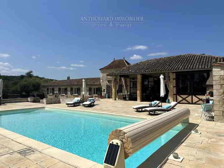 5 bedrooms house for sale in  France