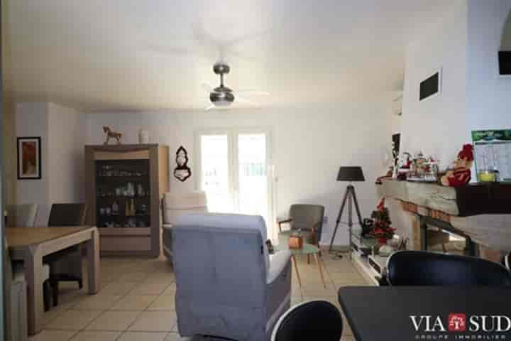 2 bedrooms house for sale in Roujan, France