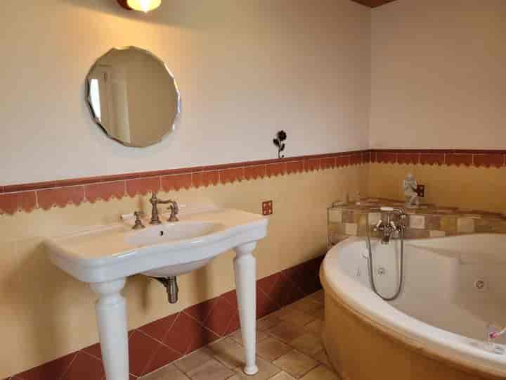 6 bedrooms house for sale in Carcassonne, France