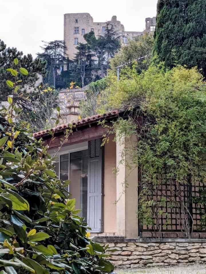 5 bedrooms house for sale in Lacoste, France