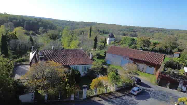 4 bedrooms house for sale in BOURDEILLES, France