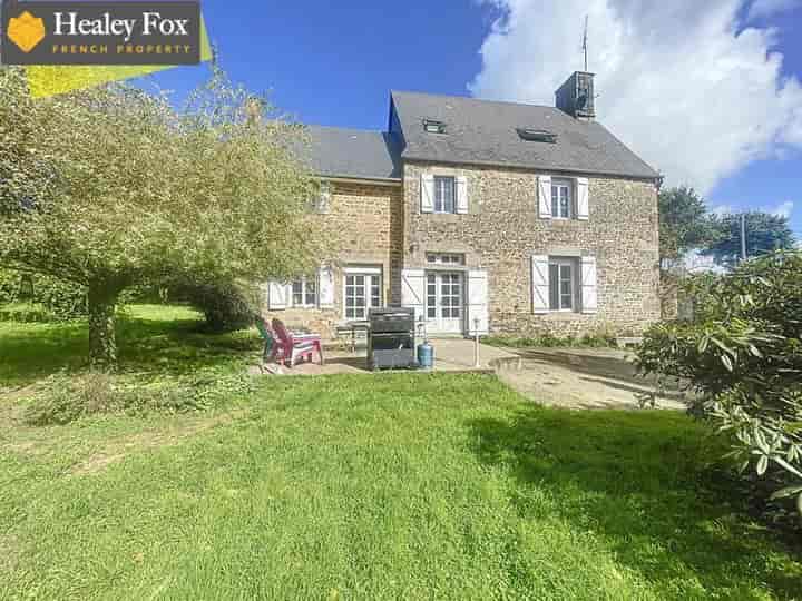 5 bedrooms house for sale in  France